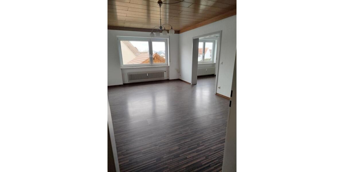 Etagenwohnung Bad Buchau - 4.5 Zimmer, 110 m&sup2;, 825&euro; | Angebot:26429209