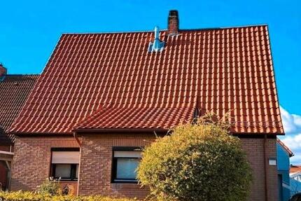 Umfassend mod. Haus mit großem Garten in zentraler, ruhiger Lage 3 zimmer