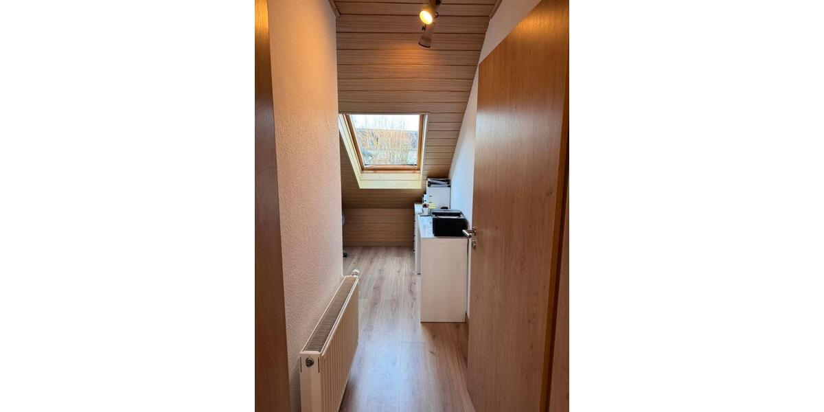 Dachgeschoßwohnung Kall - 3 Zimmer, 75 m&sup2;, 585&euro; | Angebot:24981088
