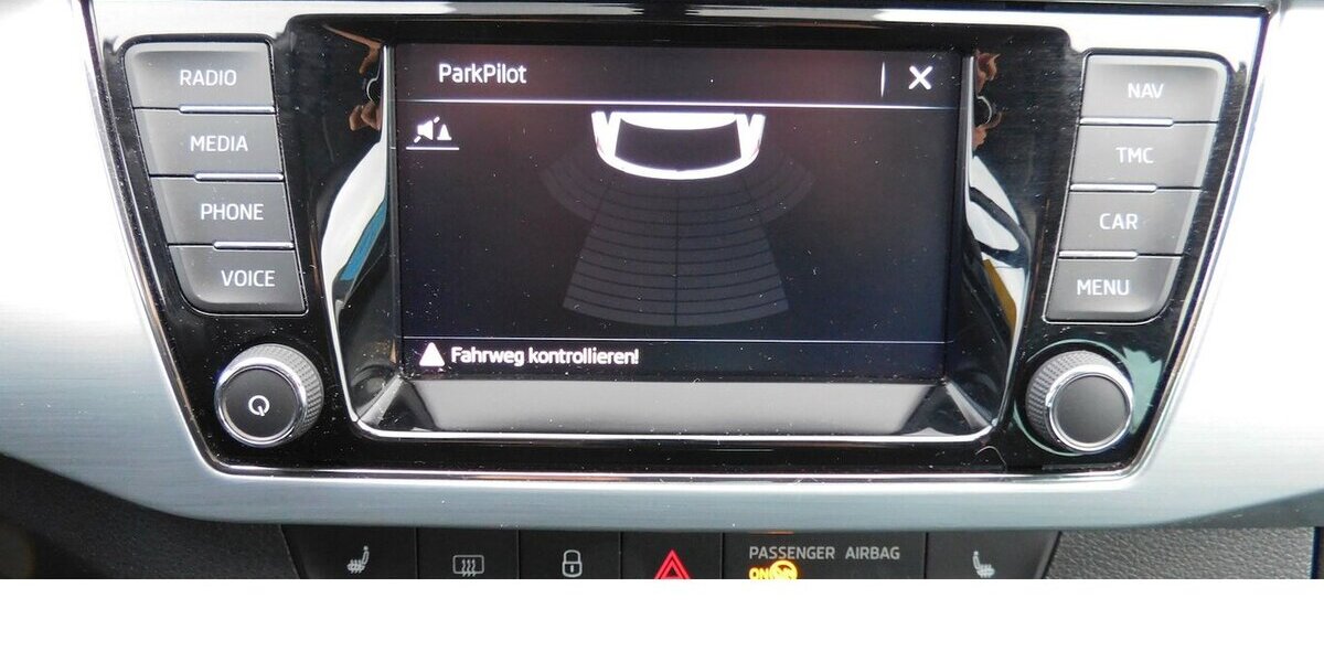 Skoda Fabia 1.0 Ambition TSI BMT Navi Klima 25.700 km 15.990 &euro; Vordorf 38533