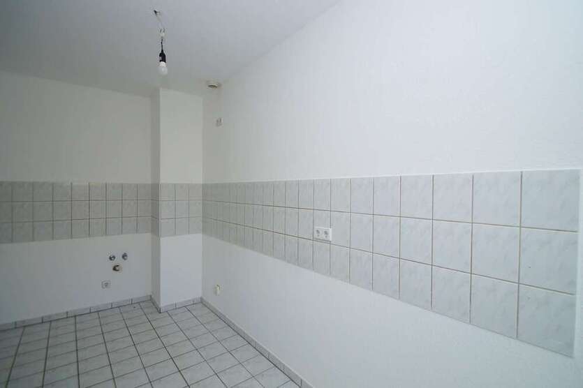Auf Wunsch mit neuem Boden- Große 4-Zimmer-Wohnung im schönen Hilbersdorf!