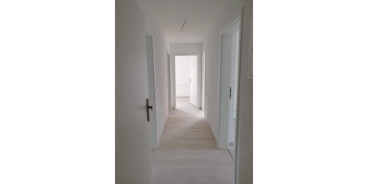 Zimmer Johanngeorgenstadt - 3 Zimmer, 65 m&sup2;, 360&euro; | Angebot:26389545