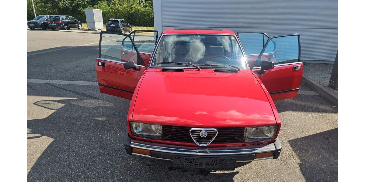 Alfa Romeo Alfetta 120.000 km 12.500 &euro; Endingen 79346