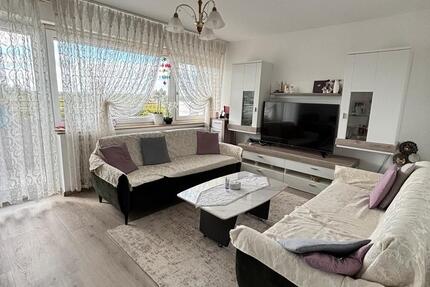 3 Zimmer Wohnung mit Einbauküche zimmer