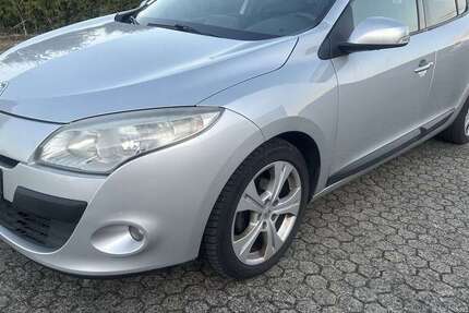 Renault Megane 144.000 km 4.490 &euro; Lollar (bei Gießen) 35457