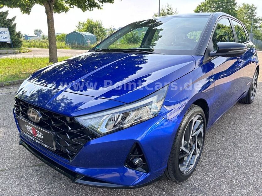 i20