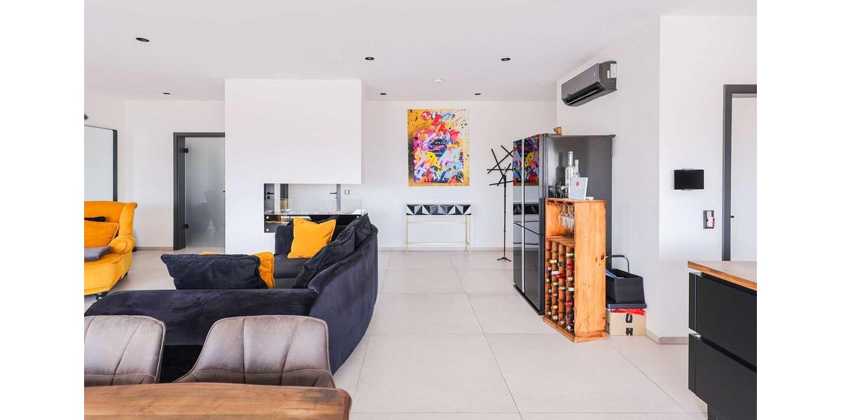 Einfamilienhaus Kehl - 3 Zimmer, 138 m&sup2;, 2.990&euro; | Angebot:26348641