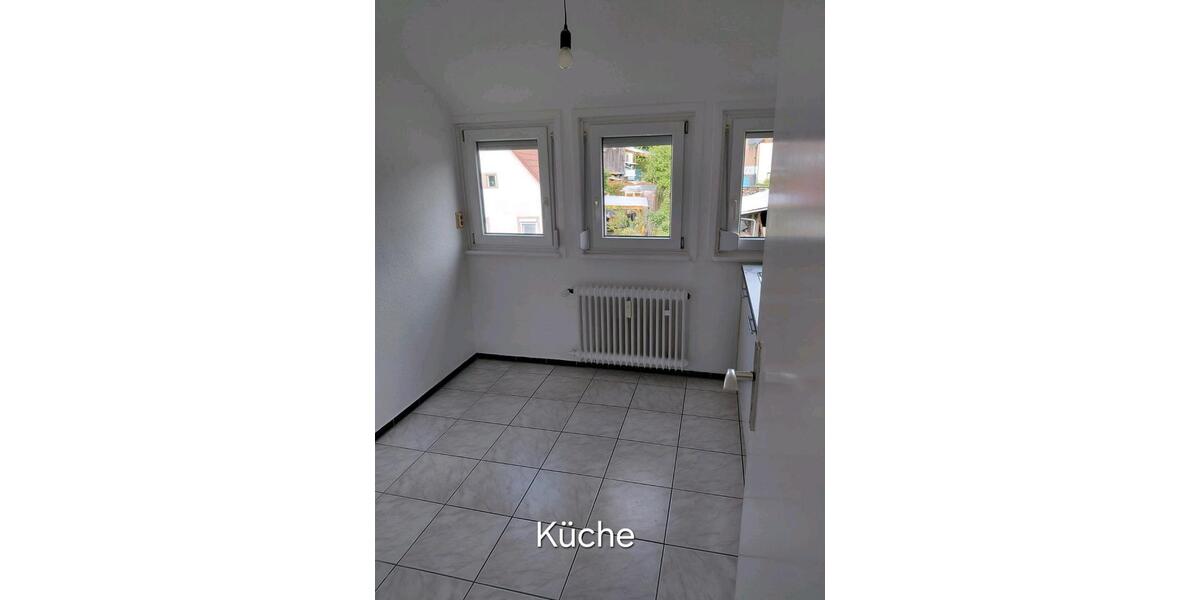 Dachgeschoßwohnung Egenhausen - 4 Zimmer, 65 m&sup2;, 550&euro; | Angebot:26662139