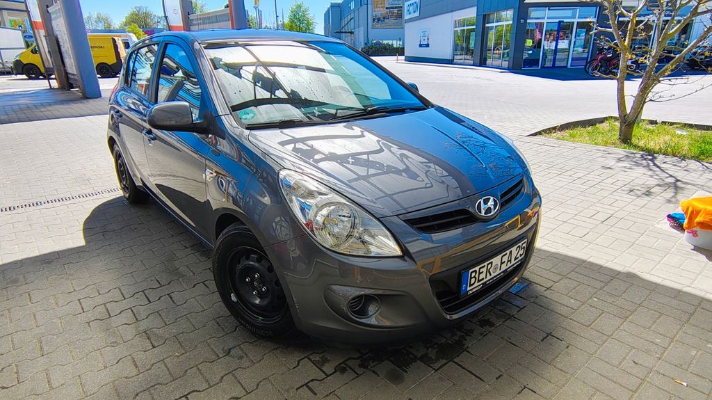 Hyundai i20 94.537 km 4.700 &euro; Bernau 16321