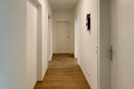 Wohnung Schierling - 3 Zimmer, 72 m&sup2;, 790&euro; | Angebot:25312099