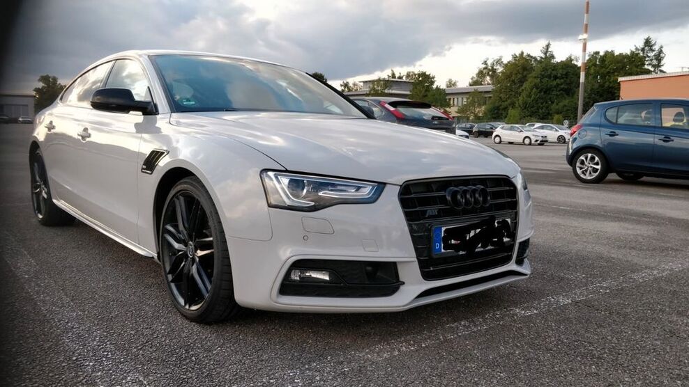 Audi A5 218.000 km 15.850 € München 81739