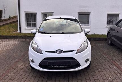 Ford Fiesta 149.841 km 4.000 &euro; Zaberfeld 74374