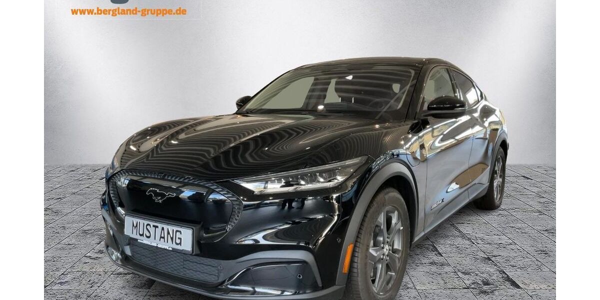 Ford Mustang Mach-E 4.000 km 43.990 &euro; Bergneustadt 51702