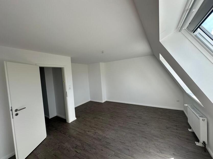 Wulfsdorf - renoviertes, kleines Reihenhaus mit Garten, Terrasse und Garage in Ostsee Nähe für max. 3 Personen!
