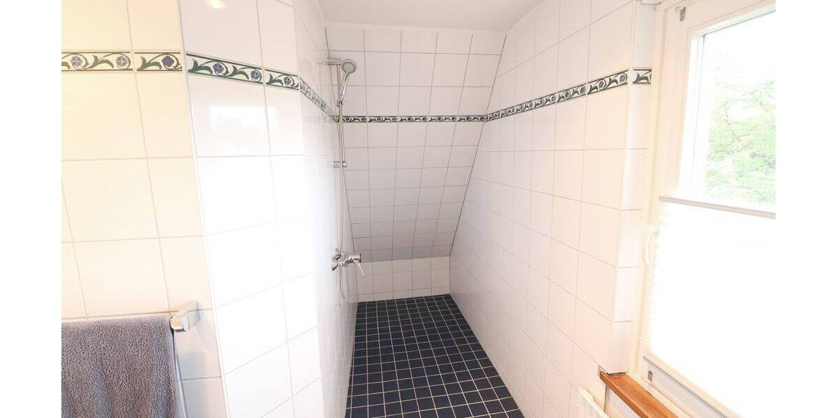 Einfamilienhaus Cloppenburg - 5 Zimmer, 141 m&sup2;, 360.000&euro; | Angebot:26834950