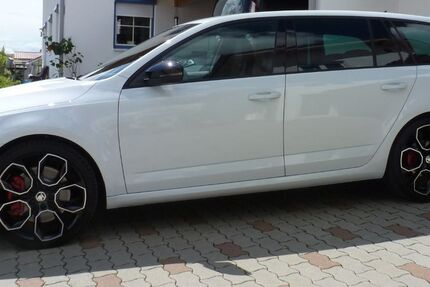 Skoda Octavia 161.000 km 14.999 &euro; Laufen 83410