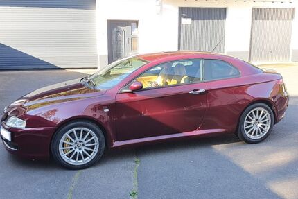 Alfa Romeo GT 321.500 km 11.900 &euro; Schleiden 53937