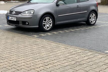 VW Golf 218.000 km 1.100 &euro; Helsa 34298