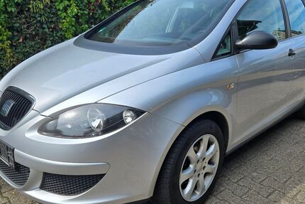 Seat Altea 171.923 km 1.950 € Oberhausen 46149
