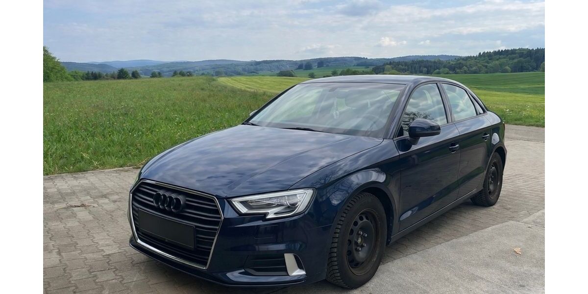 Audi A3 105.000 km 15.700 &euro; Denklingen 86920