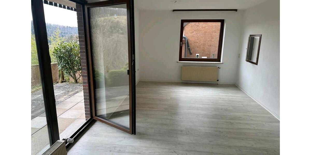 Etagenwohnung Osterode am Harz - 2 Zimmer, 75 m&sup2;, 380&euro; | Angebot:25607828