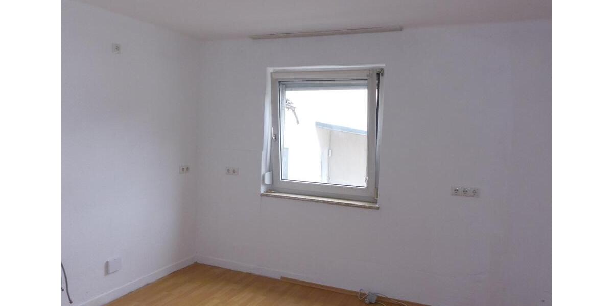 Einfamilienhaus Küps - 8 Zimmer, 160 m&sup2;, 135.000&euro; | Angebot:27132762