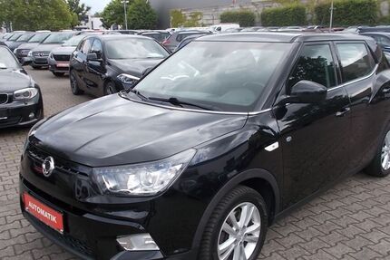 SsangYong Tivoli 94.449 km 11.800 &euro; Willich 47877