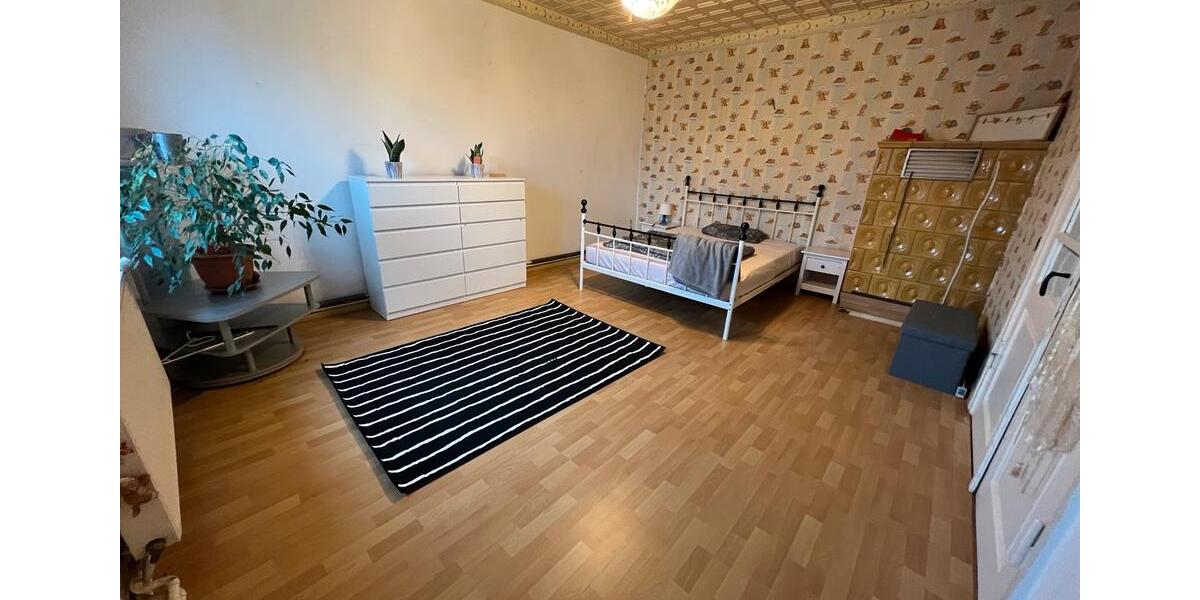Einfamilienhaus Löwenberger Land - 7 Zimmer, 300 m&sup2;, 285.000&euro; | Angebot:26966042