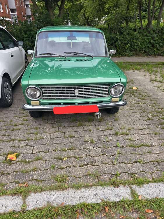 1200
