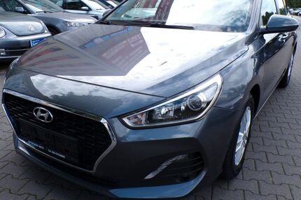 Hyundai i30 66.000 km 15.990 € Berlin 12347