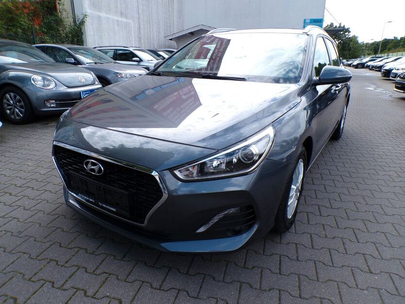 Hyundai i30 66.000 km 15.990 € Berlin 12347