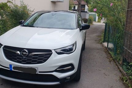 Opel Grandland (X) 83.000 km 13.600 € Neubiberg 85579