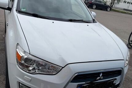 Mitsubishi ASX 179.500 km 8.990 &euro; München 81735