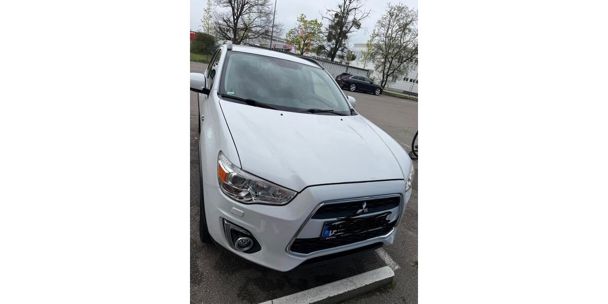 Mitsubishi ASX 179.500 km 8.990 &euro; München 81735