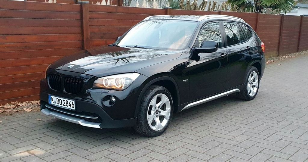BMW X1 260.000 km 9.000 &euro; Köln 50825