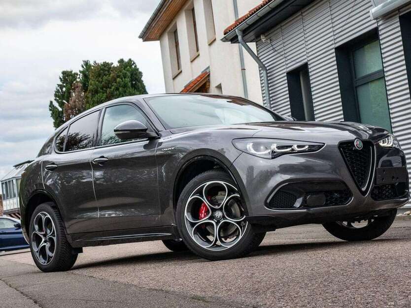 Alfa Romeo Stelvio 44.750 km 40.900 € Mönchweiler 78087