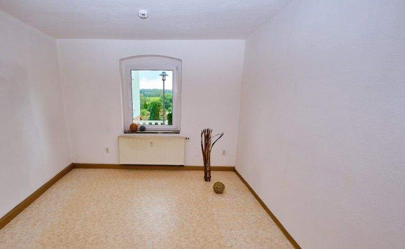 Etagenwohnung Hohenmölsen - 2 Zimmer, 51 m&sup2;, 306&euro; | Angebot:24577534