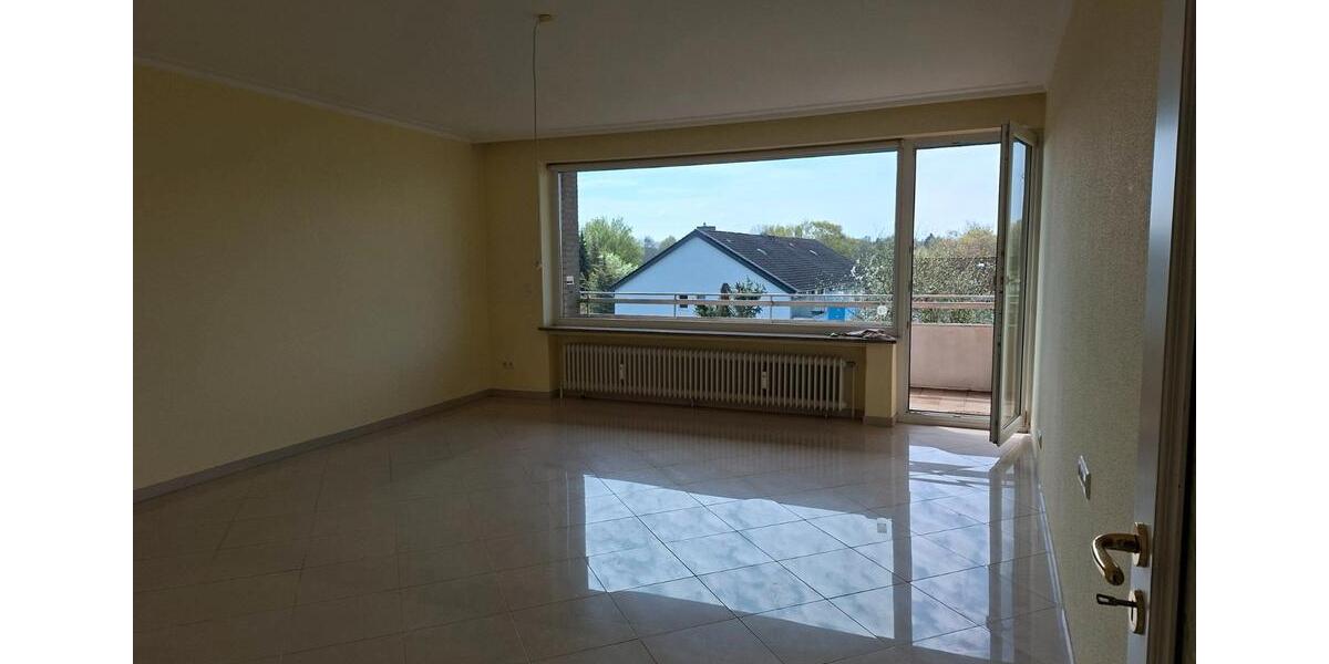 Etagenwohnung Bad Schwartau - 3 Zimmer, 85 m&sup2;, 1.200&euro; | Angebot:26314366