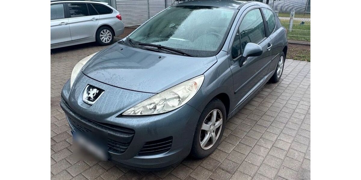 Peugeot 207 137.028 km 700 &euro; Heroldsbach 91336