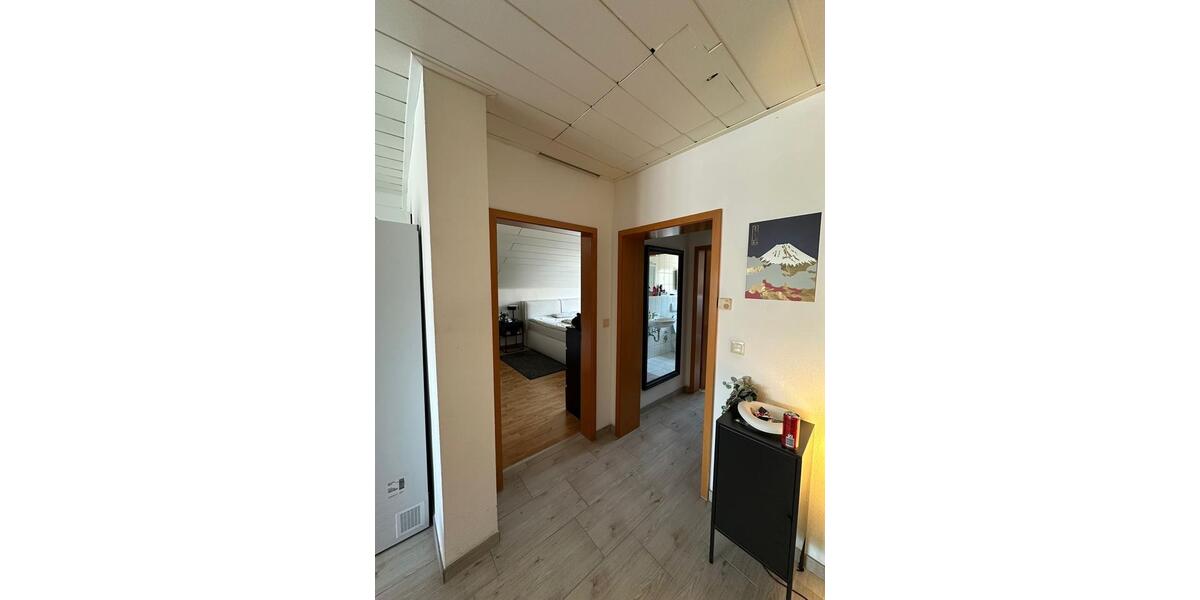 Dachgeschoßwohnung Schöneck - 2 Zimmer, 75 m&sup2;, 950&euro; | Angebot:25852359