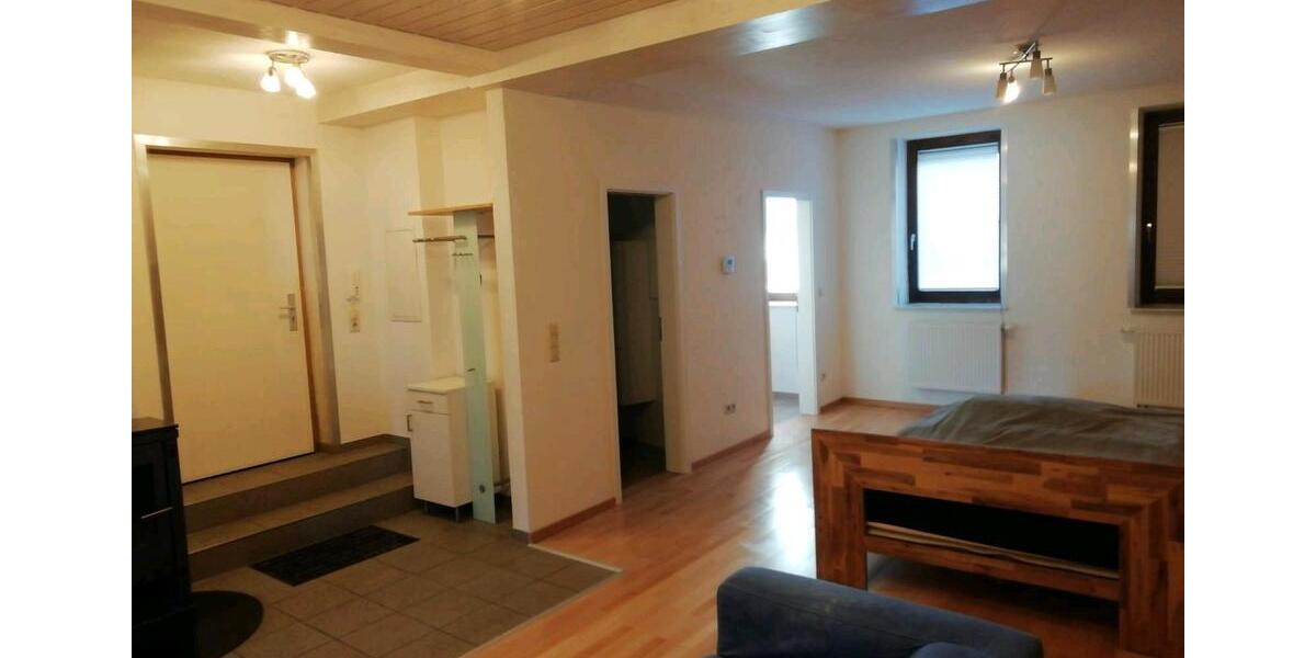 Wohnungsverkauf 52 qm+Werkstatt+Garten+Keller 1 zimmer