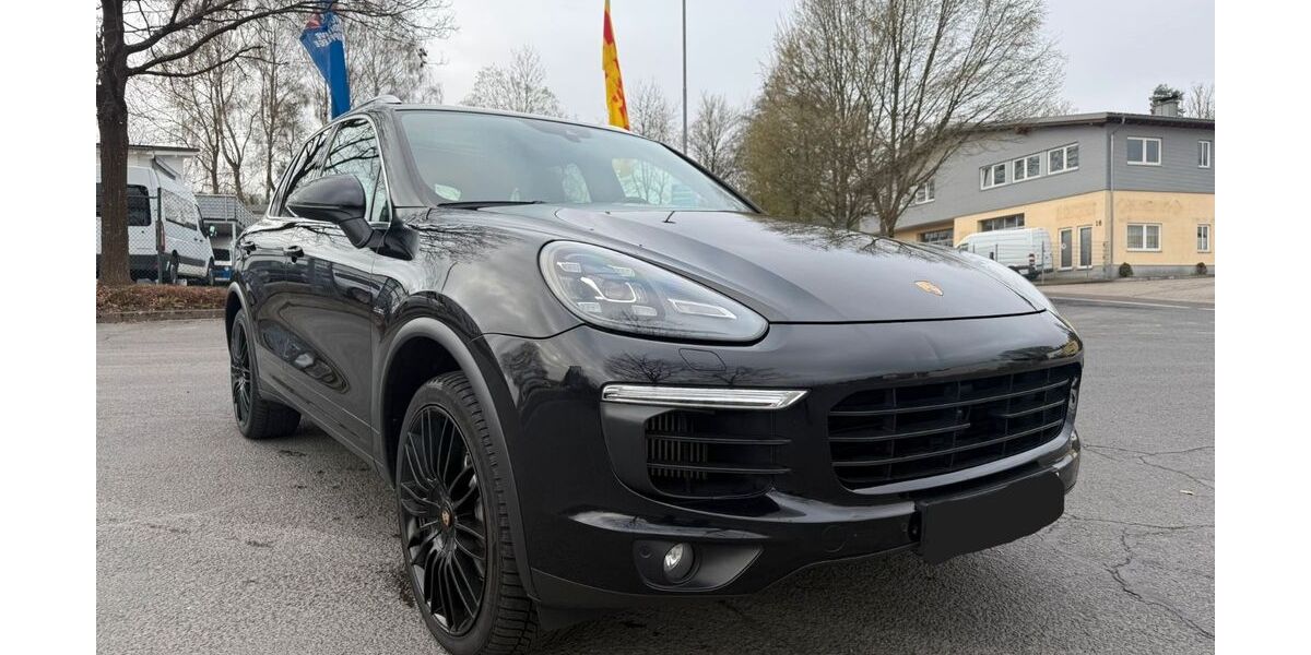 Porsche Cayenne 132.000 km 49.990 &euro; Niederelbert 56412