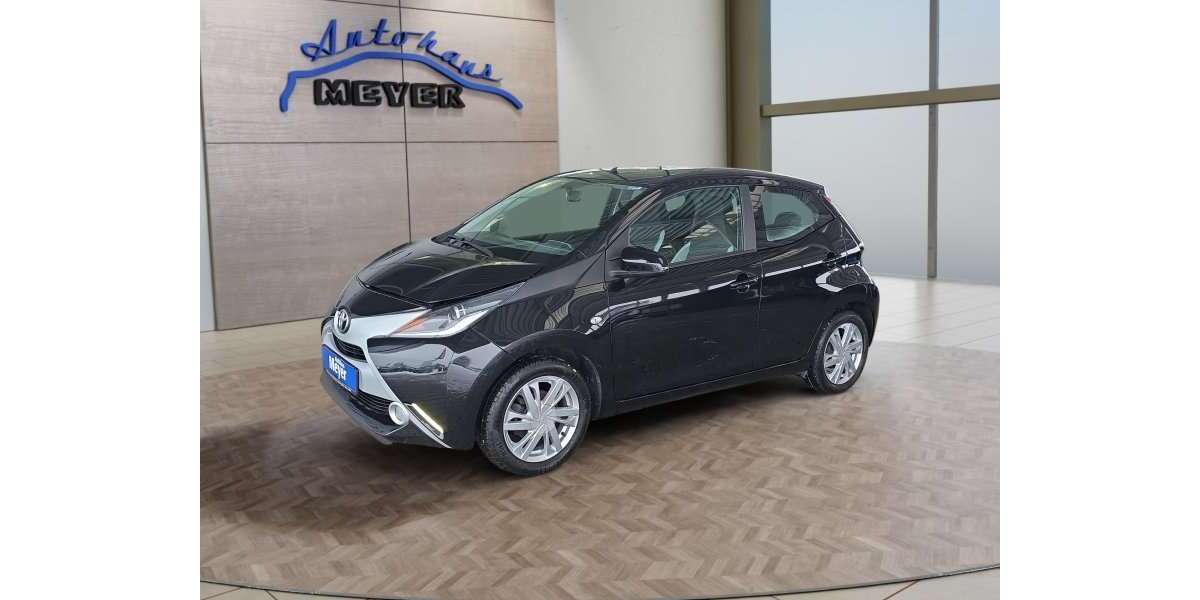 Toyota Aygo 19.800 km 10.900 &euro; Hohenwarsleben 39326