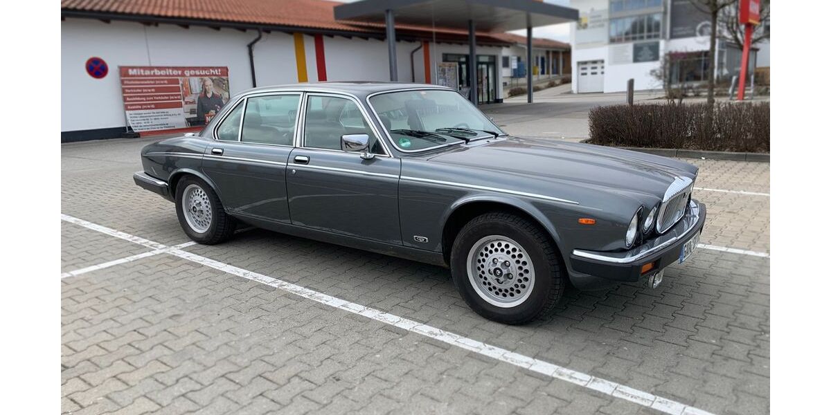 Jaguar Daimler 49.700 km 25.900 &euro; Riegsee 82418