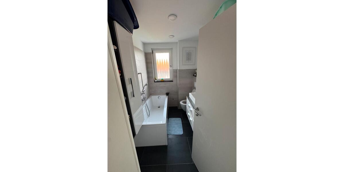 Mehrfamilienhaus, Wohnhaus Garbsen - 10 Zimmer, 236 m&sup2;, 959.000&euro; | Angebot:25589406