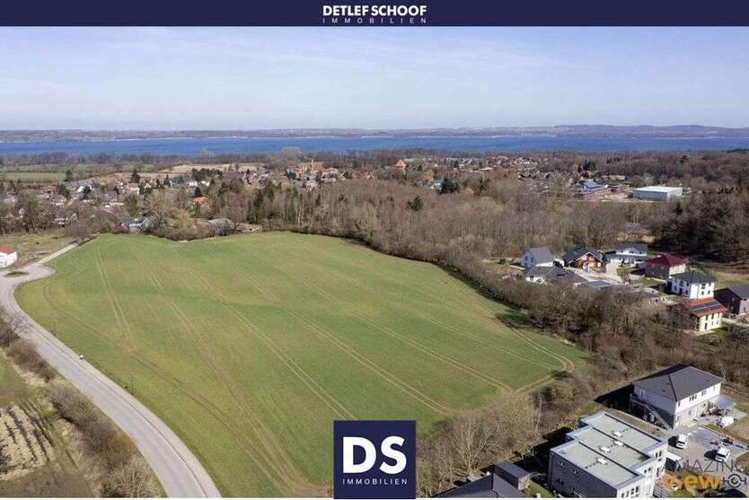 Grundstück zu verkaufen in Selent 155.520 € 576 m²