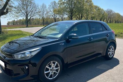Kia Rio 92.000 km 8.000 &euro; Grafenau 71120