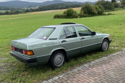 Mercedes-Benz 190 174.000 km 9.990 &euro; Tiefenbach 93464