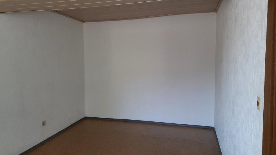 Erdgeschoßwohnung Salzatal - 3 Zimmer, 79 m&sup2;, 280&euro; | Angebot:25637923