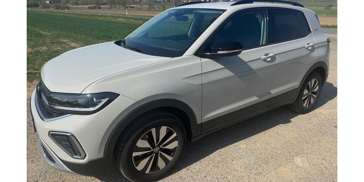 VW T-Cross 13.500 km 22.700 &euro; Braunschweig 38124